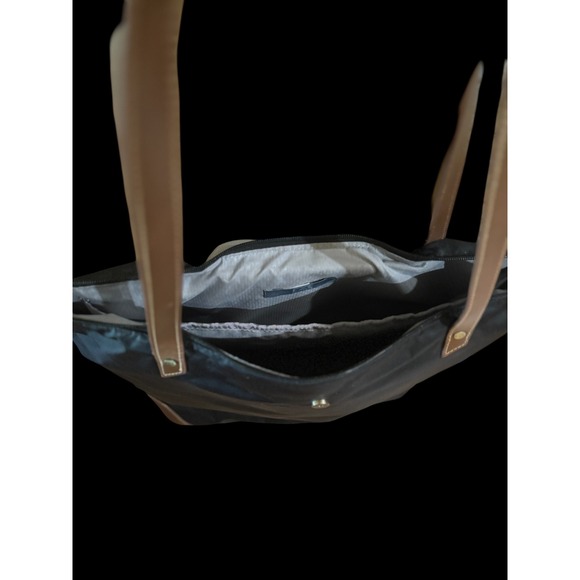 Cutter & Buck Black Nylon Leather Trim Tote Bag Ameriprise Zip Top Work Travel - Picture 6 of 14